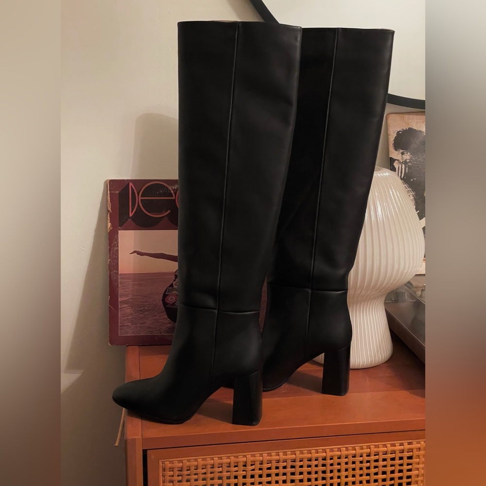 Zara Knee High Leather Boots